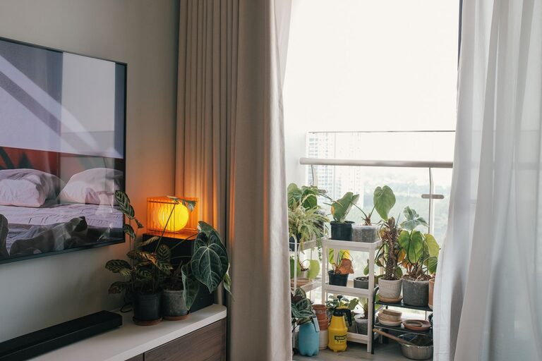 Tips for Creating a Cozy and Inviting Home Environment